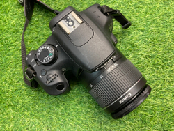 Canon 1200D kit 18-55mm 3.5-5.6 III 3.000 кадров