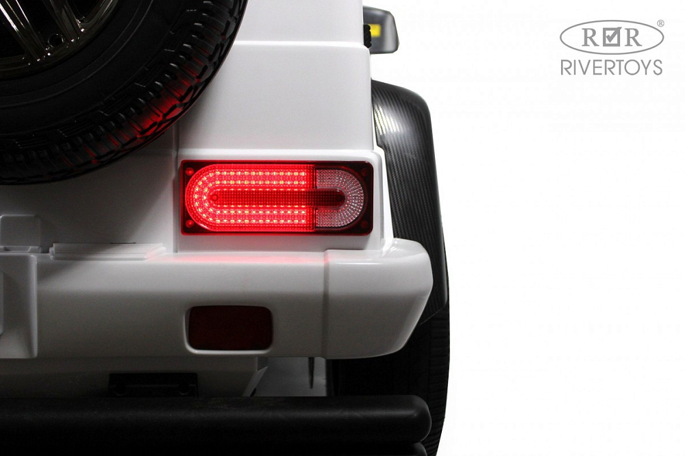 Детский электромобиль RiverToys Mercedes-Maybach G650 Landaulet M999MM WHITE/белый