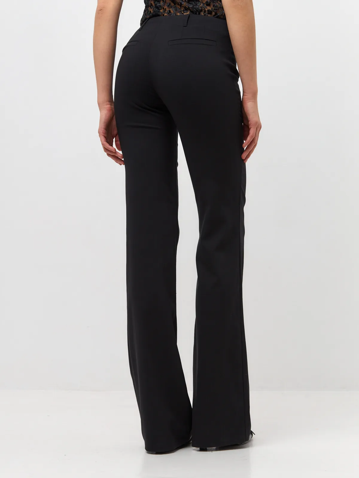 Брюки черные без пояса