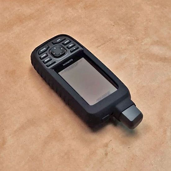 Чехол для Garmin GPSMAP 67/66 силиконовый (Черный)