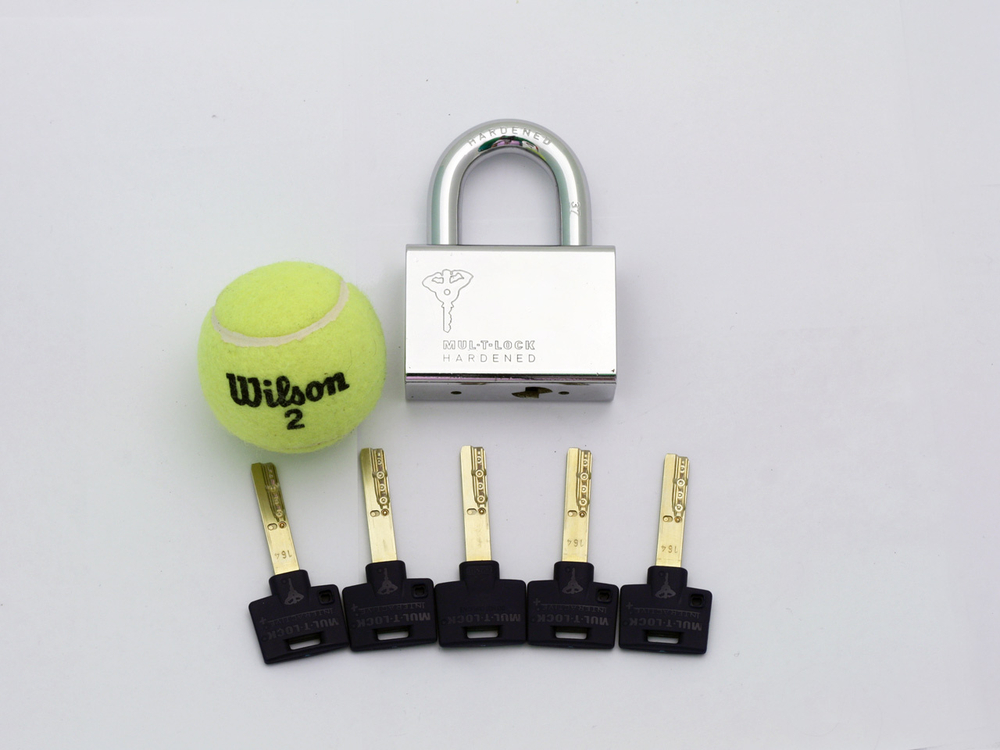 Замок Mul-T-Lock C13