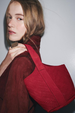 ZARA МИНИ-СУМКА-ТОРБА ПЛЕТЕНАЯ ЗАМША, КРАСНЫЙ