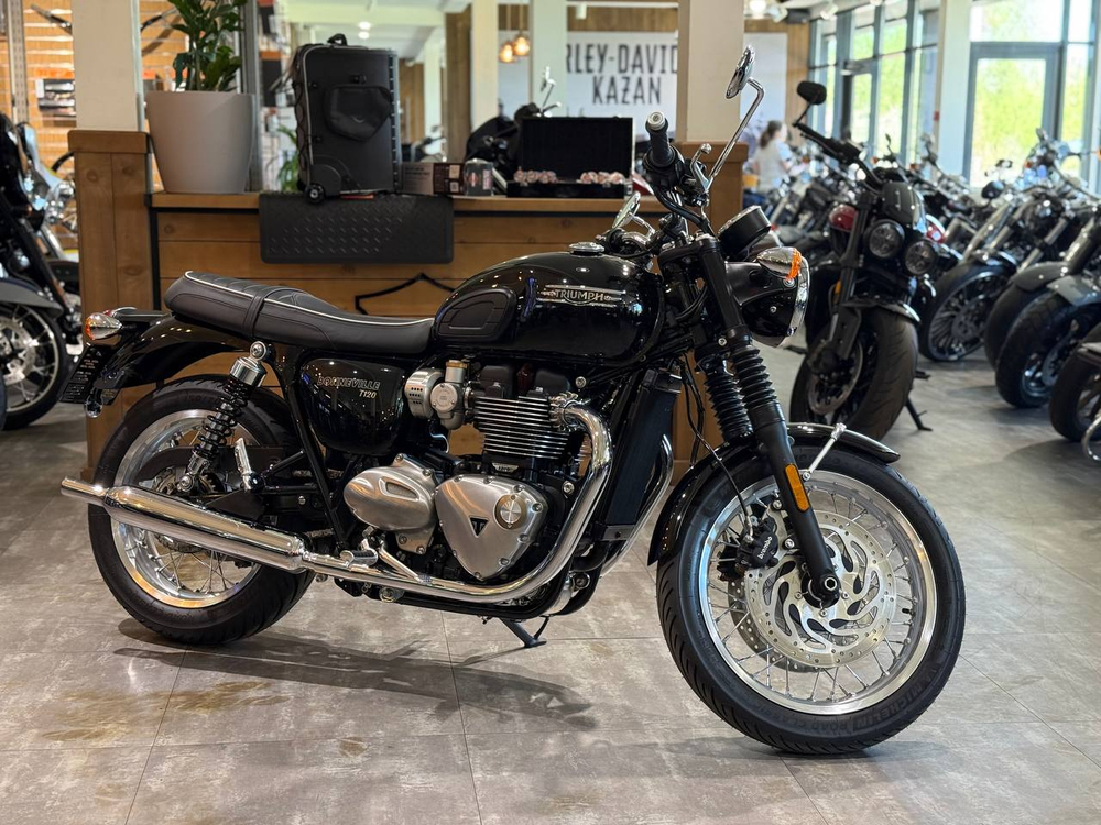 Triumph Bonneville T120, 2024