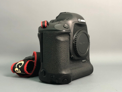 Canon EOS 1D Mark III