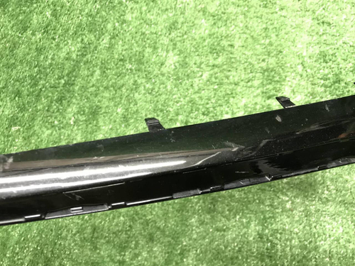 Накладка решетки радиатора Mercedes A W176 (11-18)