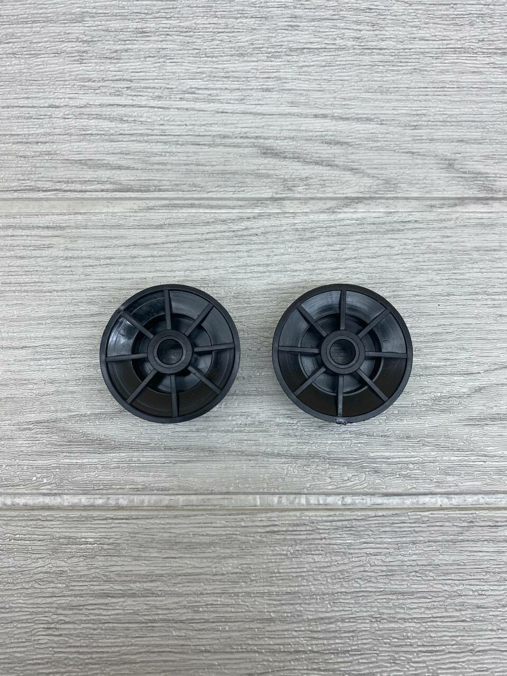 Колесо для мебели ролик для дивана диаметр 48 мм отверстие 8 мм 4 шт