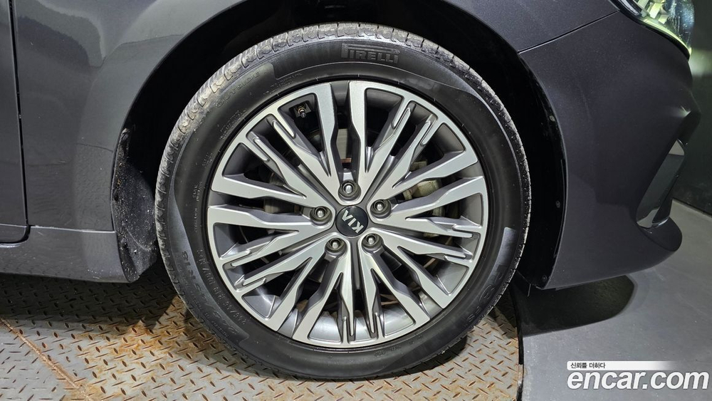 Kia K7 (Cadenza) Premier 2.5 GDI Noblesse (08.2019)