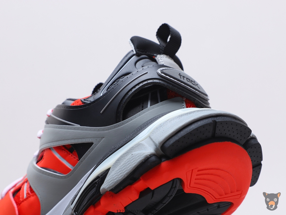 Кроссовки Track Trainers Red/Grey/Black