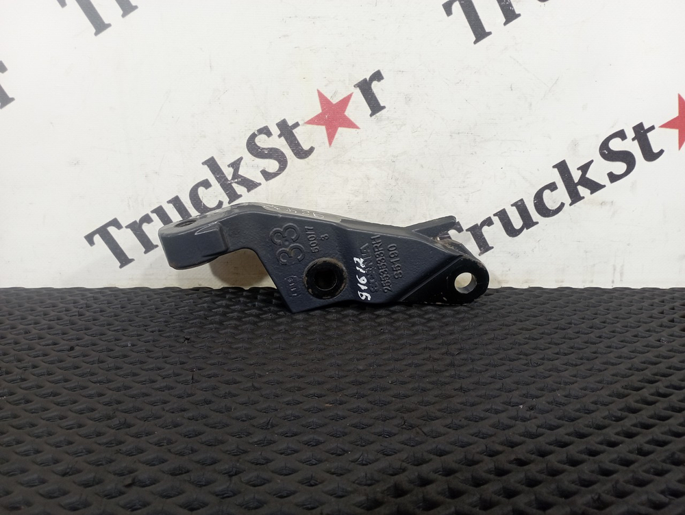 Кронштейн торсиона кабины правый 2020г.