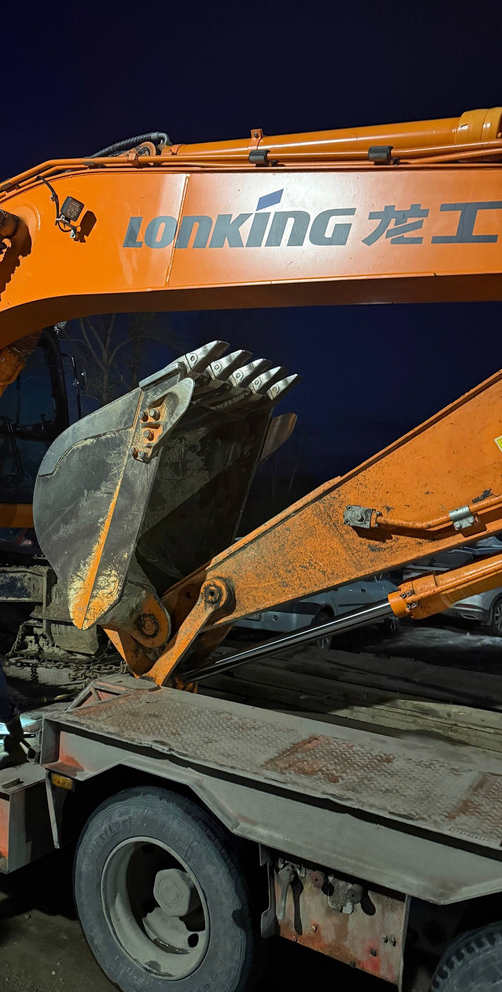 Lonking CDM6225 Экскаватор CDM6225N (Дизельный, 5,9 л, 152 л.с., АТ)