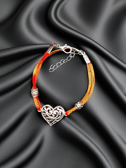 Красная нить Сердце