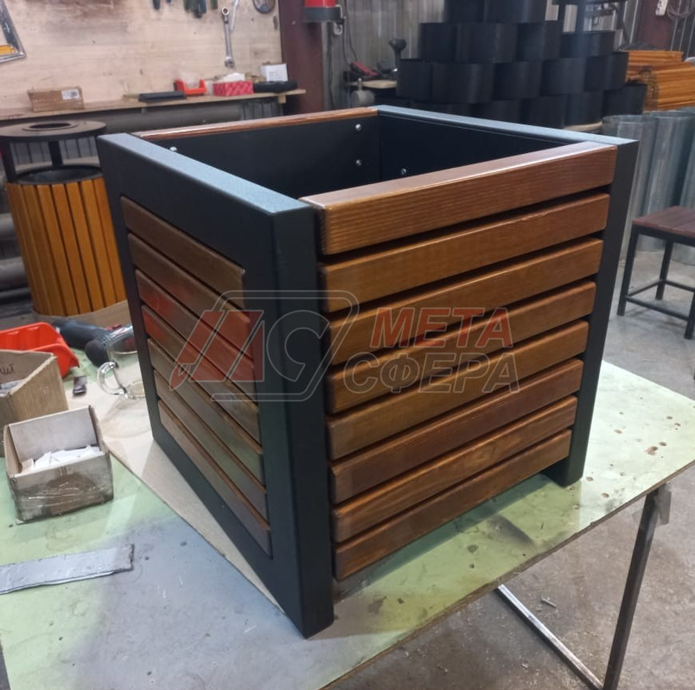 Вазон Бонжур