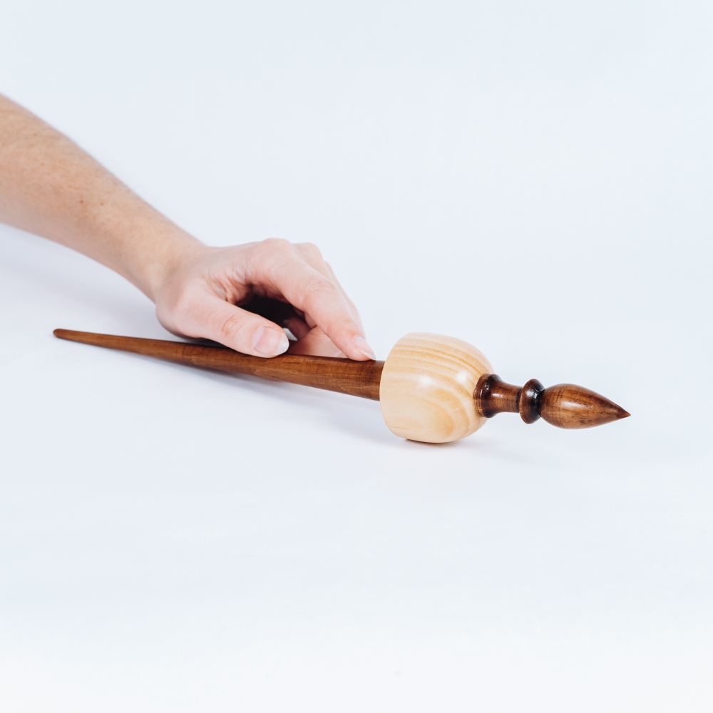 Тибетское опорное веретено для прядения из дерева сибирский кедр. Art of Siberia. B30