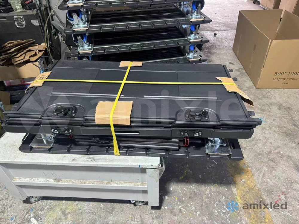 Кейс пластиковый складной для световых приборов