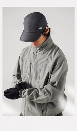 Куртка Nothomme Geometric Structure Hidden Hood Jacket