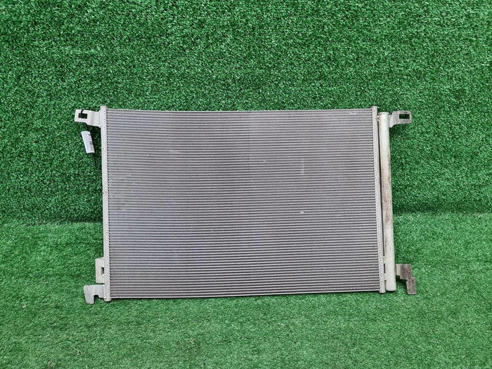 Радиатор кондиционера Audi Q7 2 (2015-н.в.)