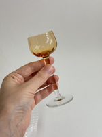 Рюмка стеклянная с оранжевой чашей