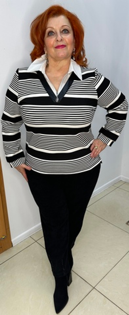 Двойка "обманка" в полоску с белым рубашечным воротником