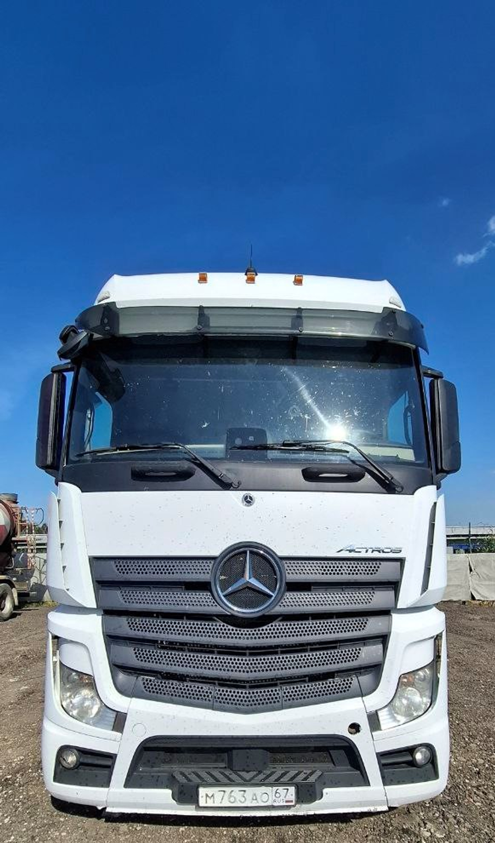 Mercedes-Benz ACTROS 4x2 Седельный тягач 1845 LS (Дизельный, 12,8 л, 476 л.с., МТ)