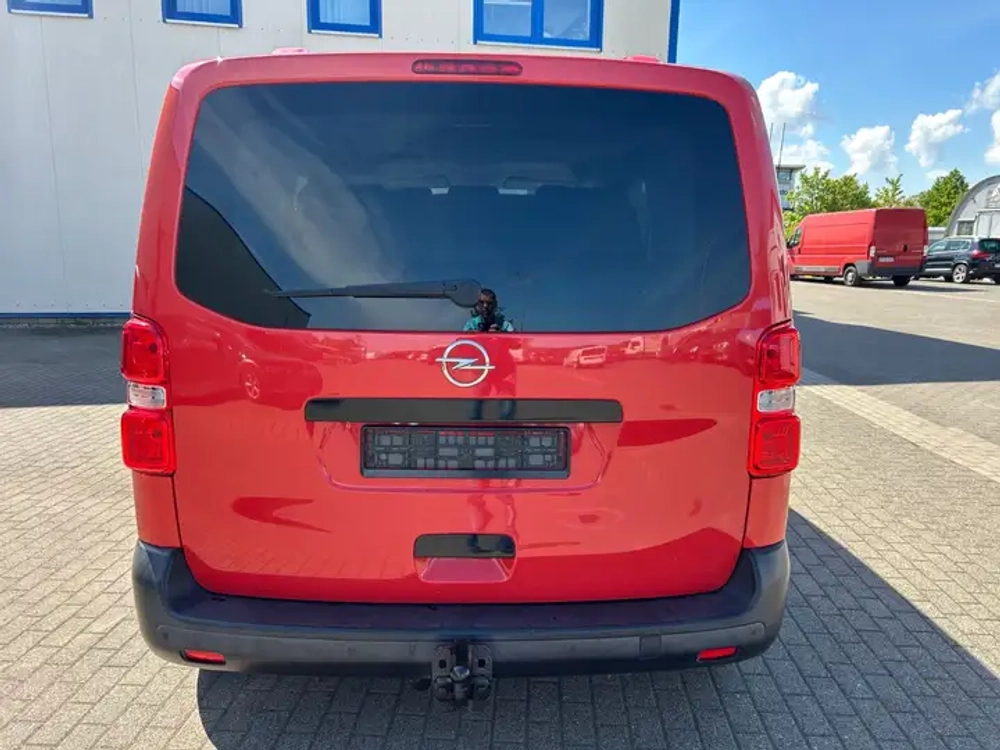 Opel Vivaro Kombi M (L2)