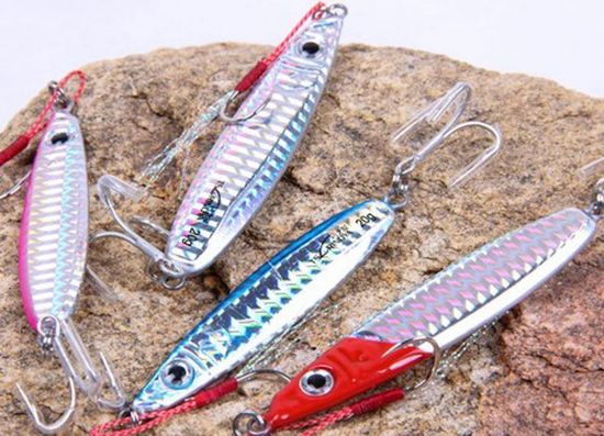 Tsurinoya 886A пилькер с крючками