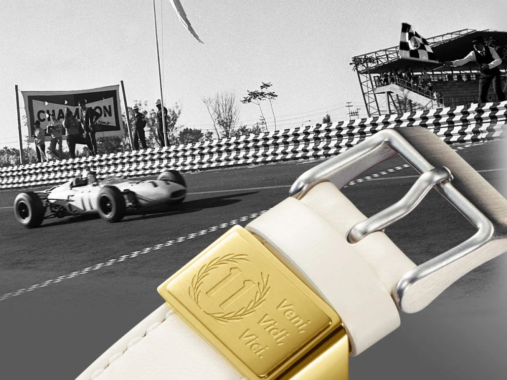 Мужские наручные часы Casio Edifice ECB-2300HR-1A