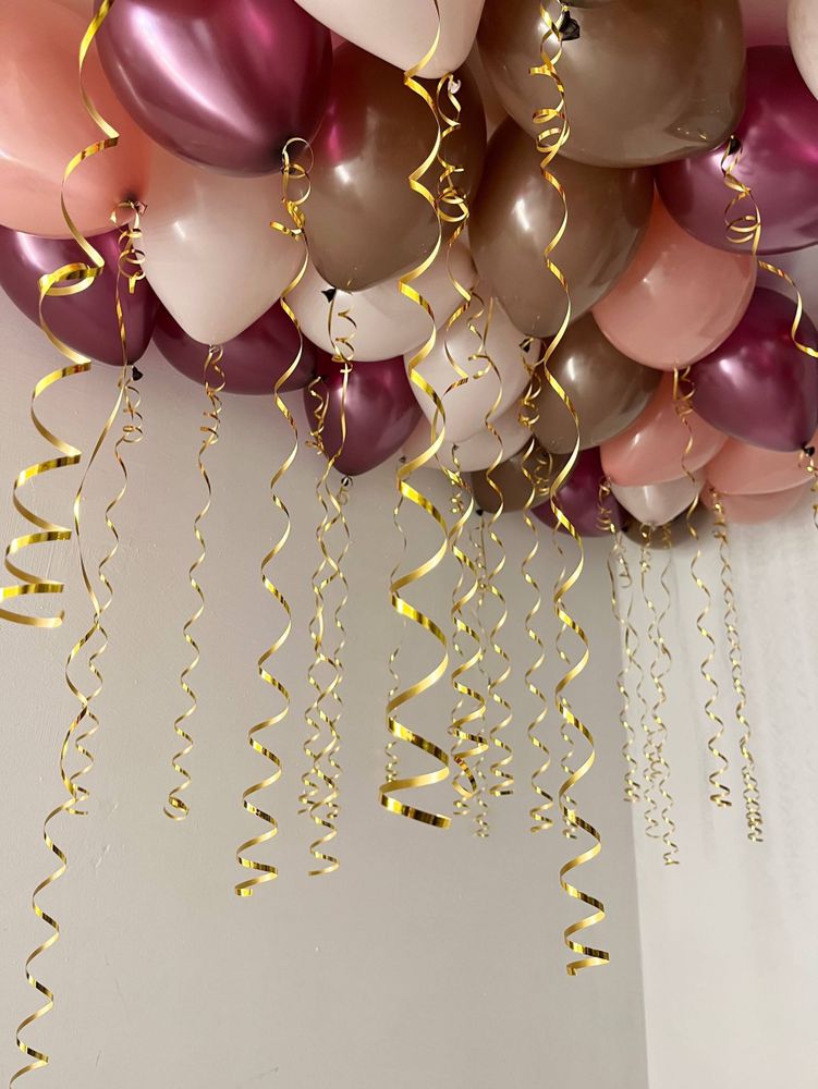 Воздушные шары под потолок бургундия/бордовый/шоколад/пудра/песок лента золото№4214