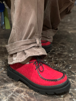 MocToe red sherst