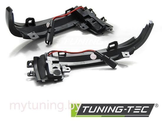 Повторители указателей поворота в зеркала для Audi A3 / A4 / A5 светодиодные динамические темные