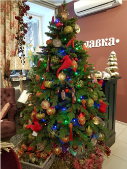 Искусственная елка Кремлевская 270 см, хвоя: литые ветки и пленка ПВХ