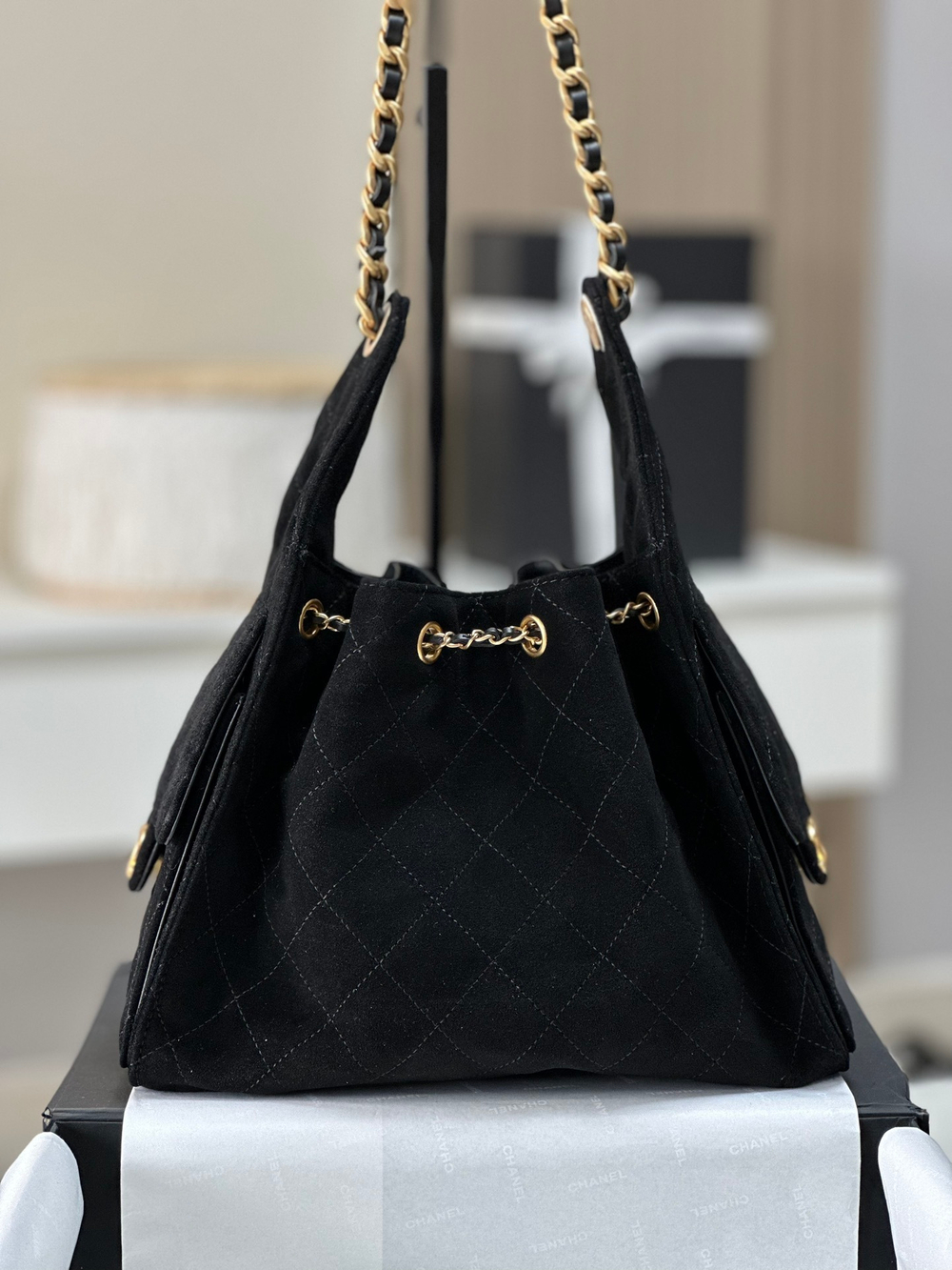 Chanel 25 Small Handbag 30 cm