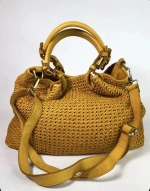 Женская плетеная сумка из натуральной винтажной кожи желтого цвета