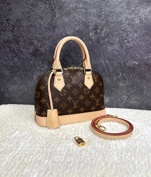 Сумка Louis Vuitton Alma коричневый