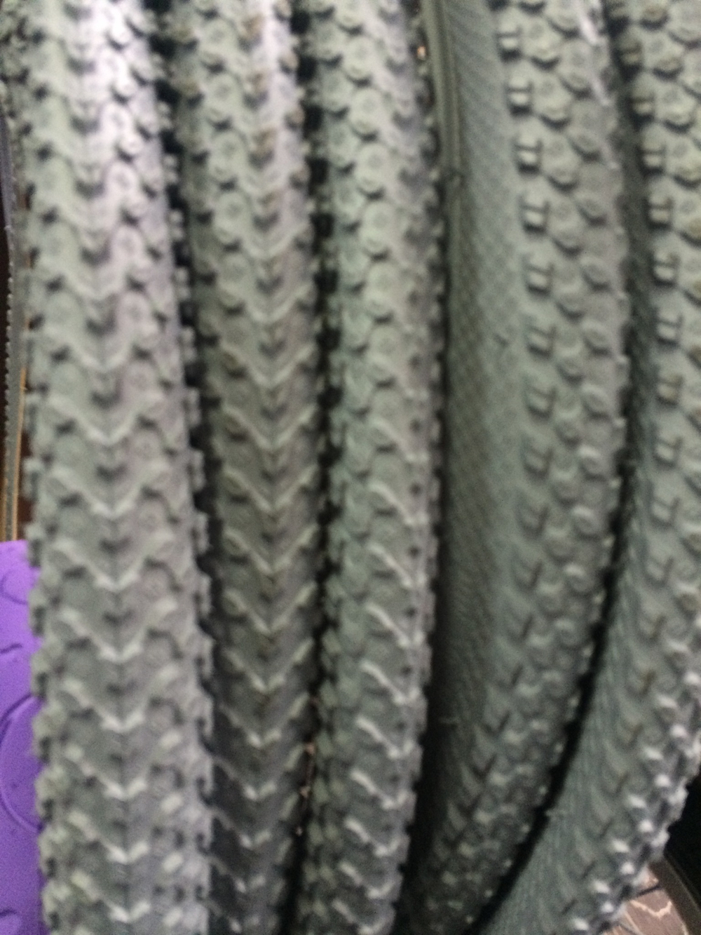Покрышка велосипедная 26*1.95 серая PQ-817 26*1.95 grey color