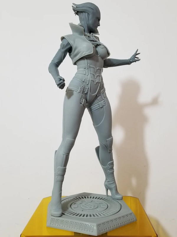 Фигурка Ария азари Mass Effect Aria