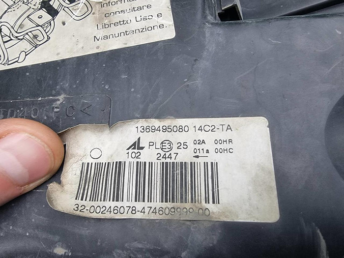 Фара правая Peugeot Boxer 3 (2006-2014) галоген