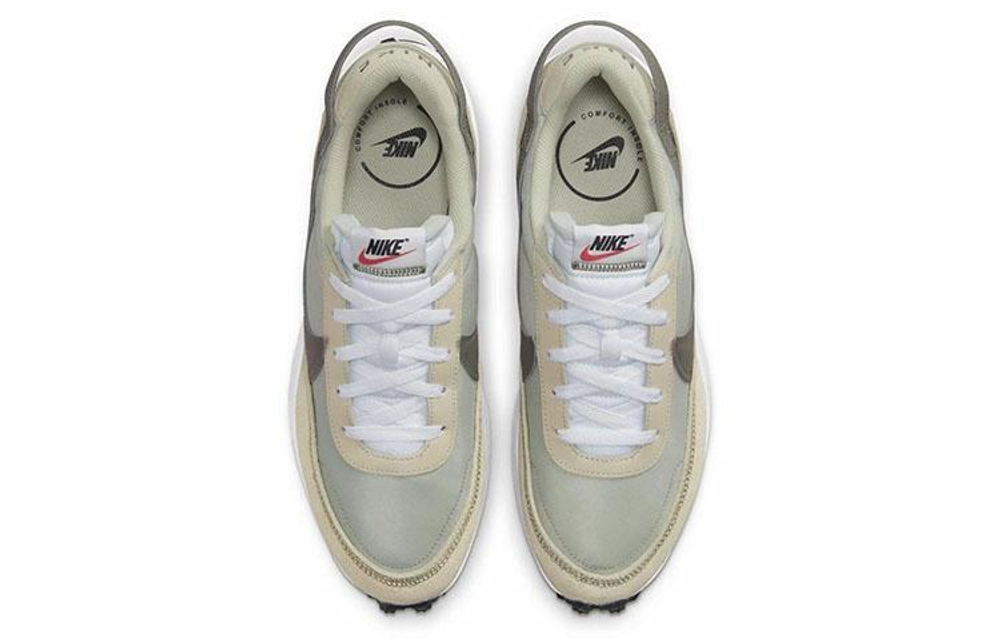 Кроссовки Nike Waffle Debut