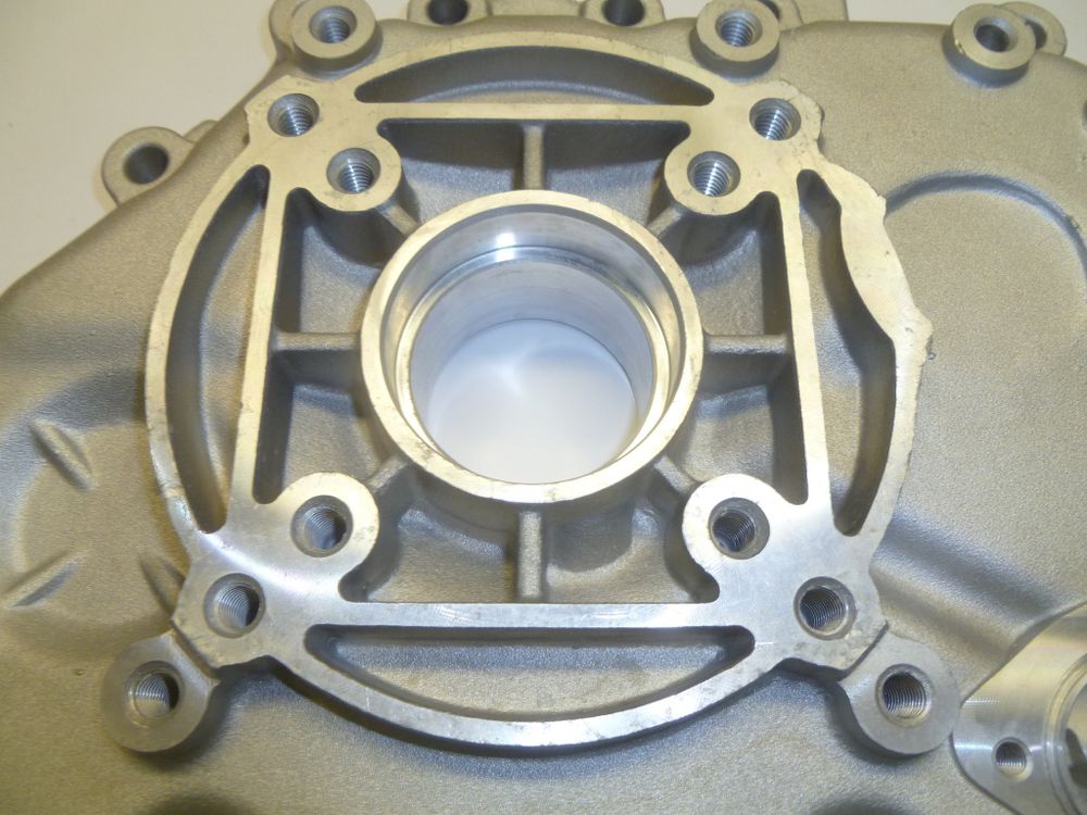 Крышка блока цилиндра задняя  С192F/Crankcase cover