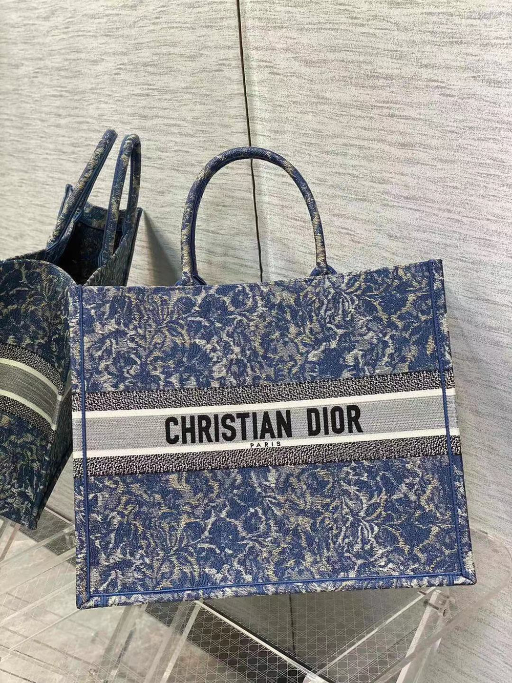Christian Dior Book Tote 42 cm