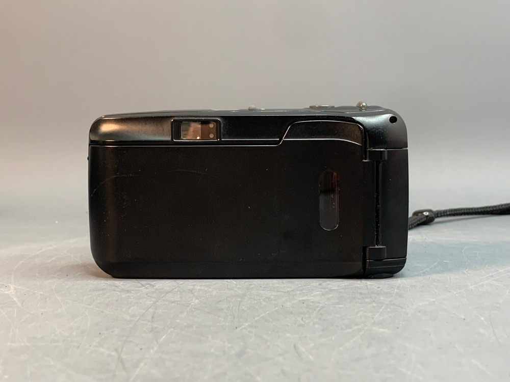 Olympus Stylus Zoom 35-70, немного желтит видеоискатель