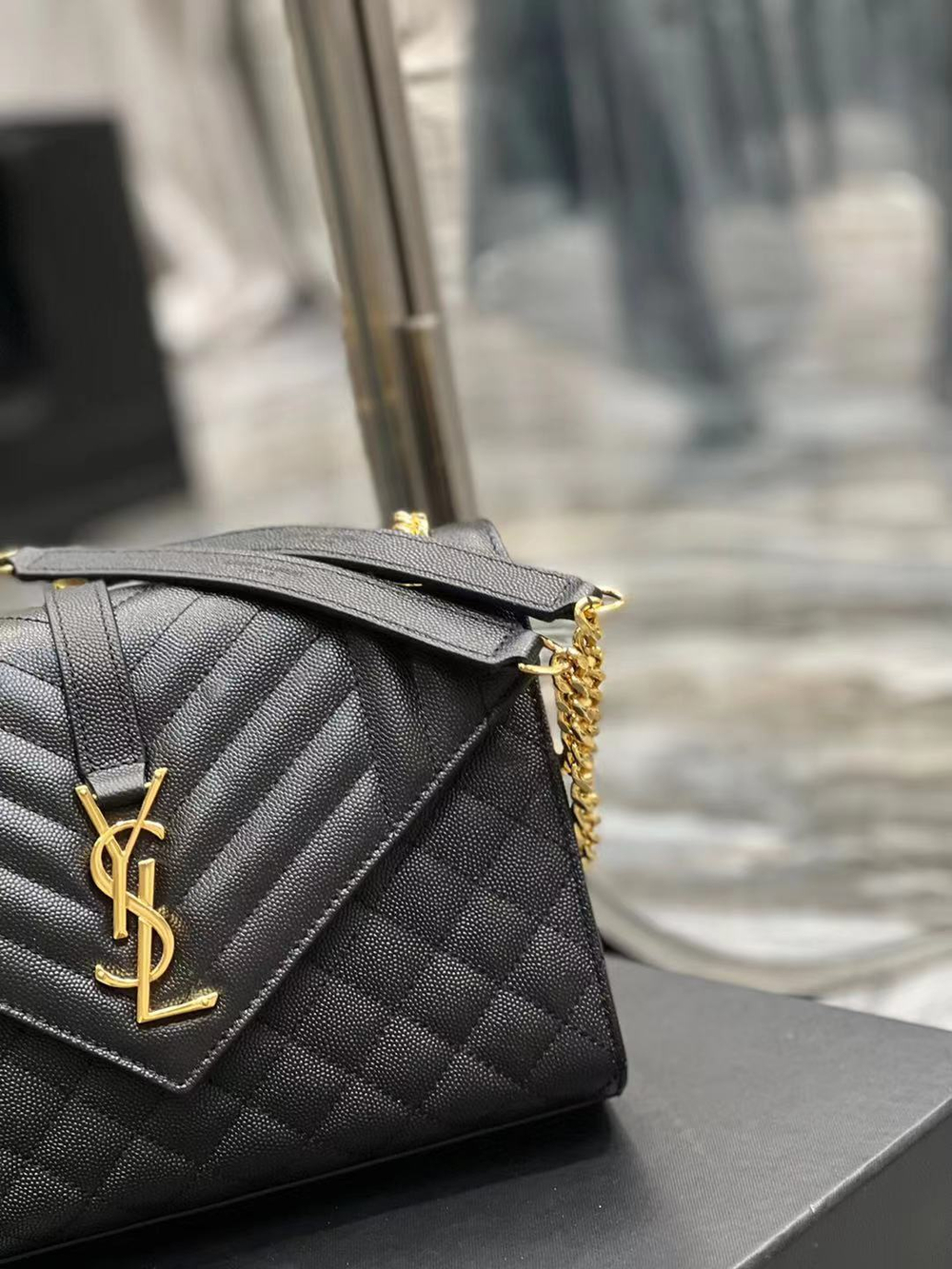 Saint Laurent Envelope Bag 24 cm