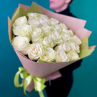 Flower bouquet of 25 Ecuadorian white roses