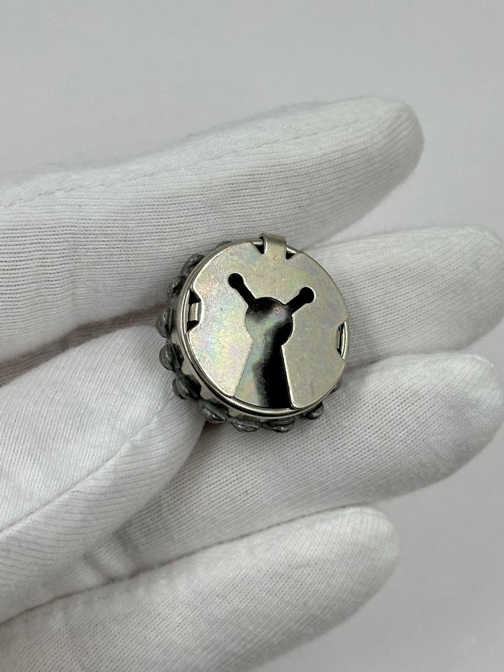 Накладка на пуговицу в античном стиле