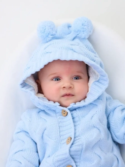 Комплект вязаный новорожденному: комбинезон+шапка+пинетки