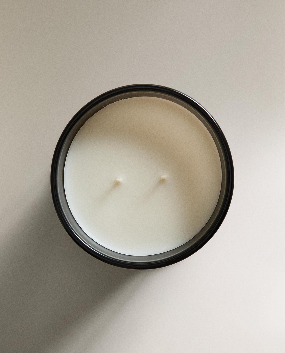 Zara Home - Ароматическая свеча c dre pic , 525 г