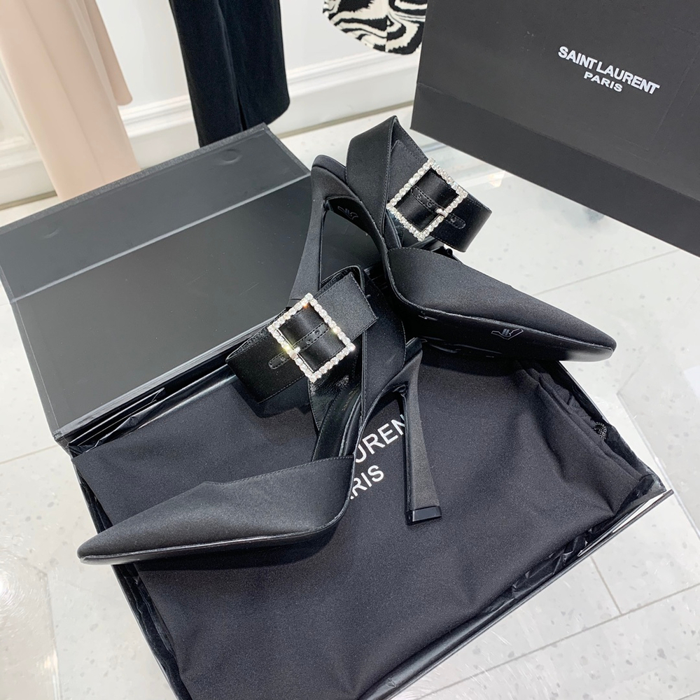 Saint Laurent Pumps