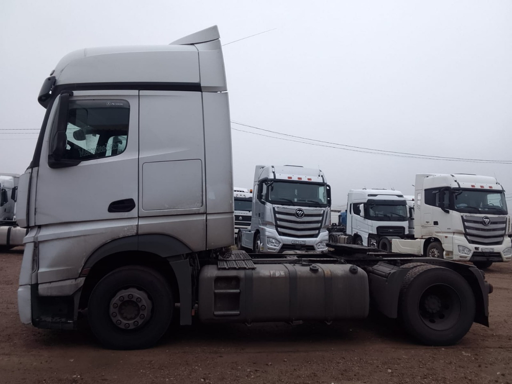 Mercedes-Benz ACTROS 4x2 Седельный тягач 1845 LS (Дизельный, 12,8 л, 449 л.с., АТ)