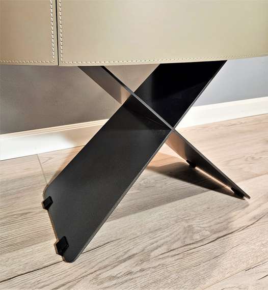 Прикроватная тумбочка Fiero с выдвижным ящиком