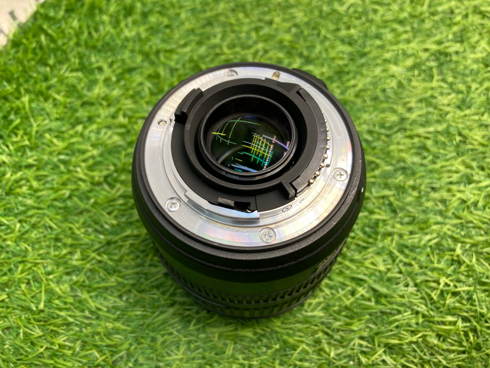 Nikon 18-70mm 3.5-4.5G ED-IF AF-S DX Zoom Nikkor