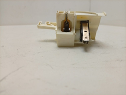 DIS5831 ктп4 Замок двери для посудомоечных машин Beko 1750900300 б/у